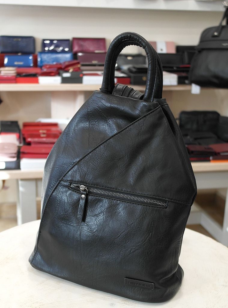 Fekete Enrico Benetti rejtett zsebes hátizsák